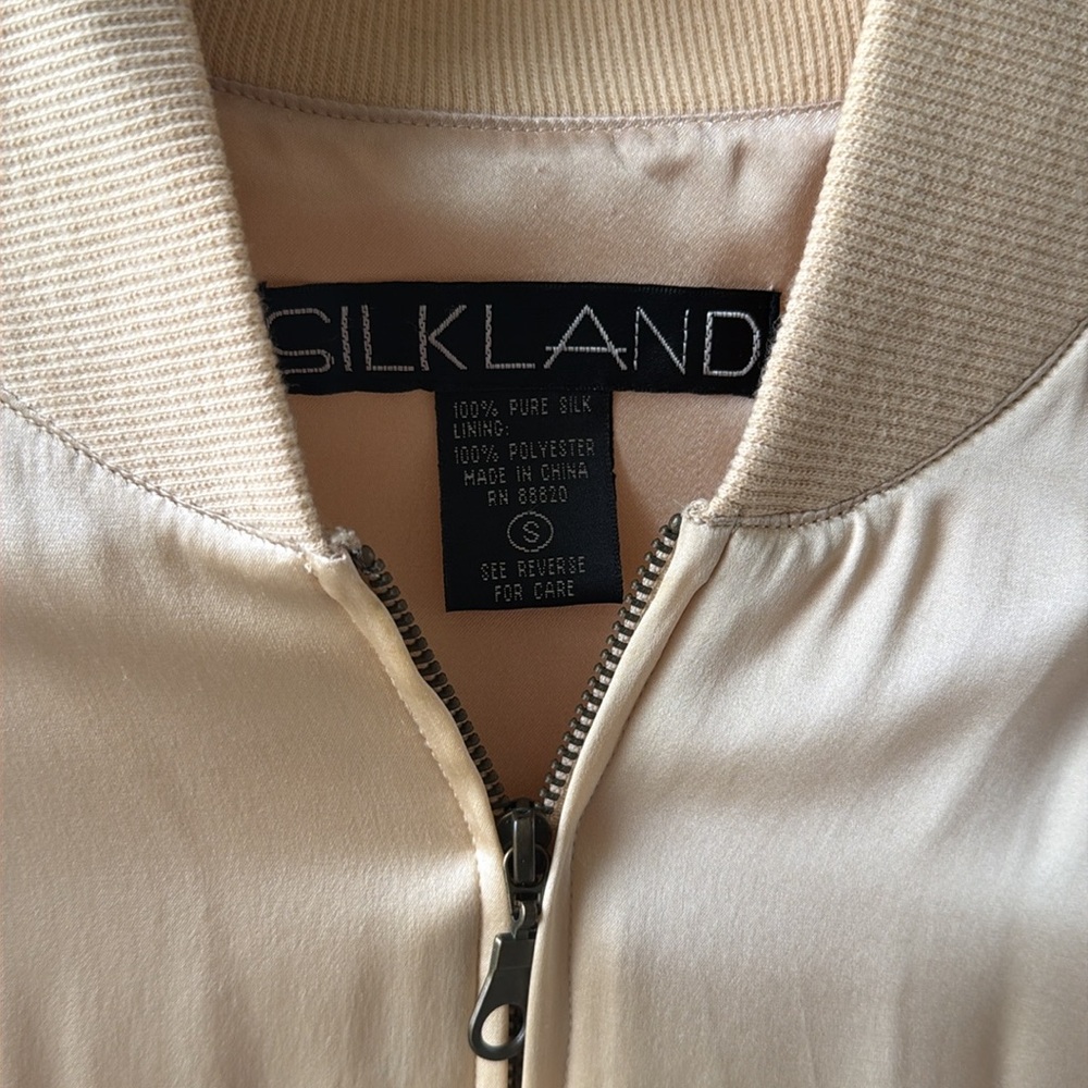 Silkland Women's Cream Satin Bomber Jacket - Picture 3 of 5